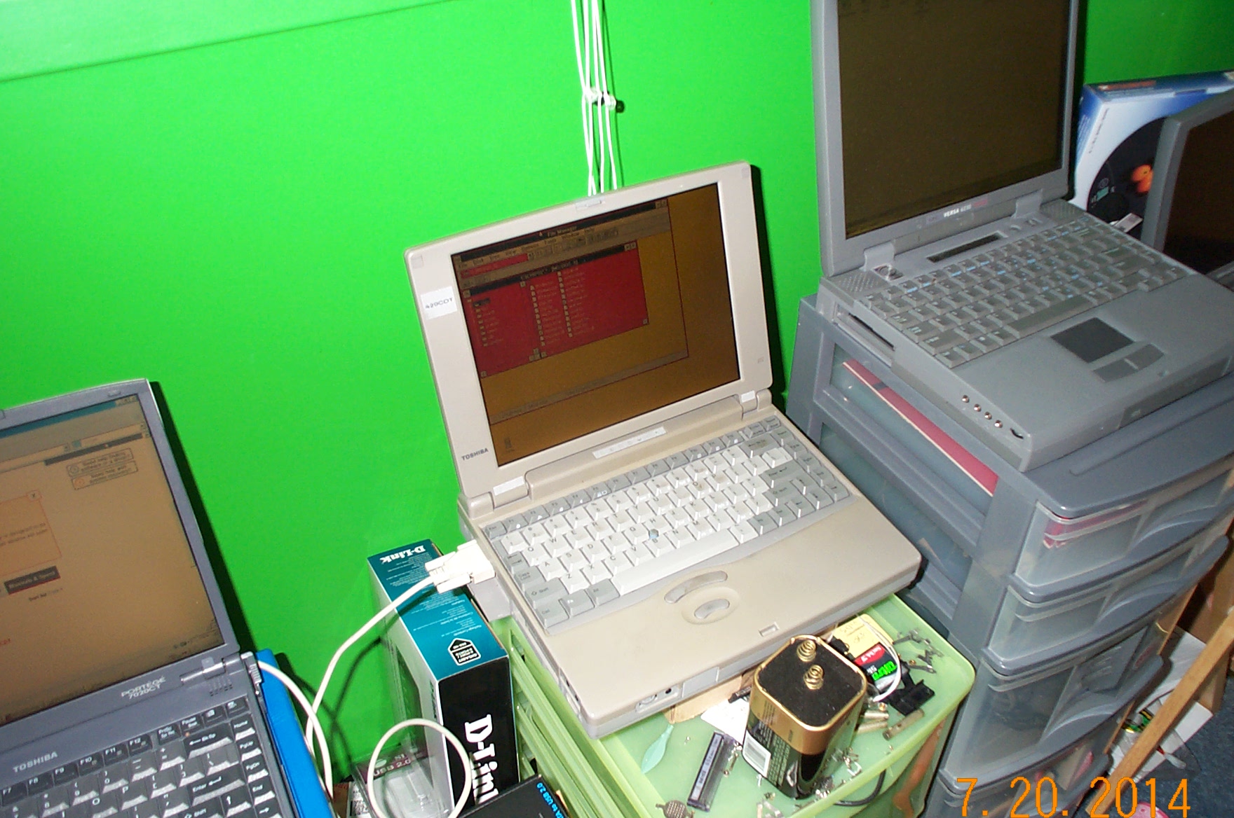 Toshiba Satellite Pro 420CDT in it's home Toshiba Satellite Pro 420CDT in it's home